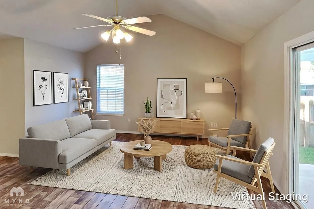 3 bed, 2.0 bath, 1592 sqft, $1,649 — Photo 2