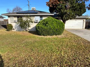 5703 E Hampton Way, Fresno, CA