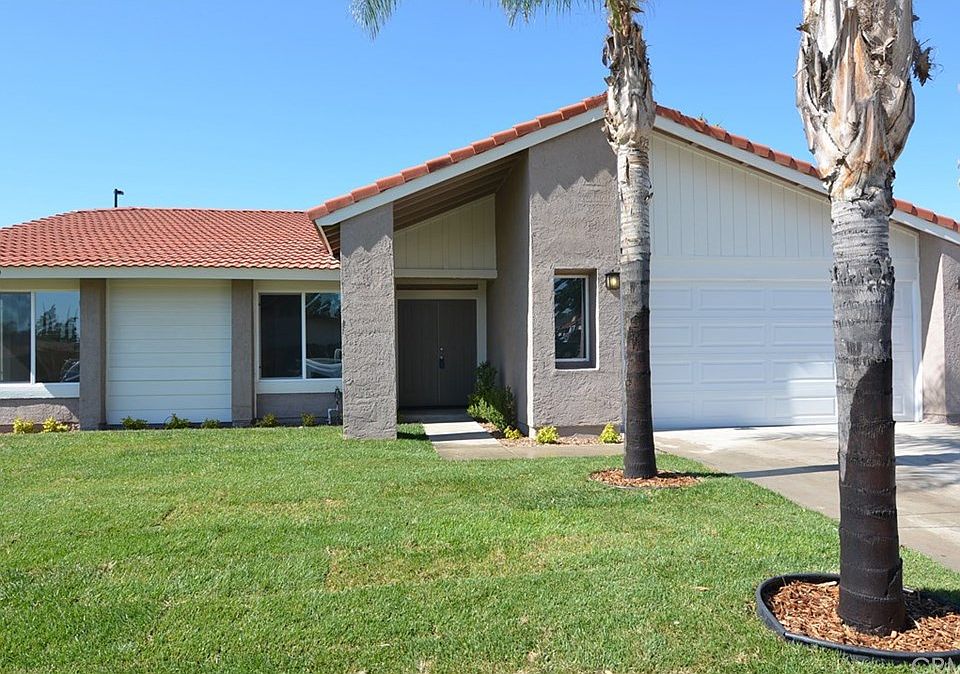 1st image of 14549 Victor Dr