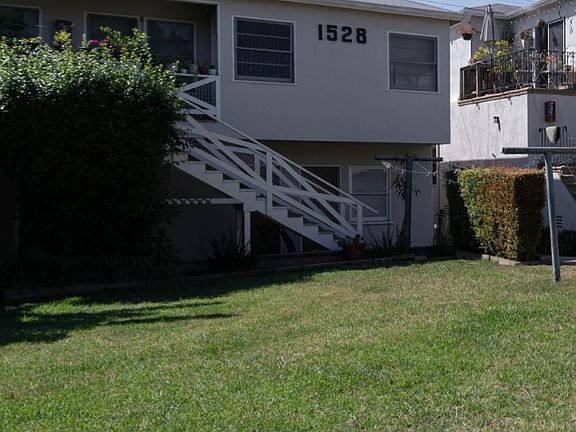 4th image of 1528 Stanford St #A