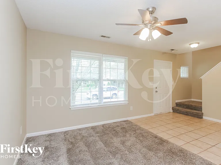 9775 Thomas Ln — Photo 3