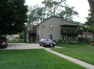 214 Rome Ave APT 2, Rockford, IL 61107