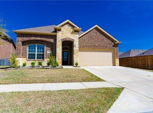 500 Kensington Pl, Fate, TX 75189