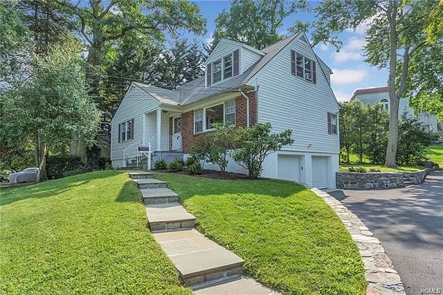 1st image of 241 Orienta Ave