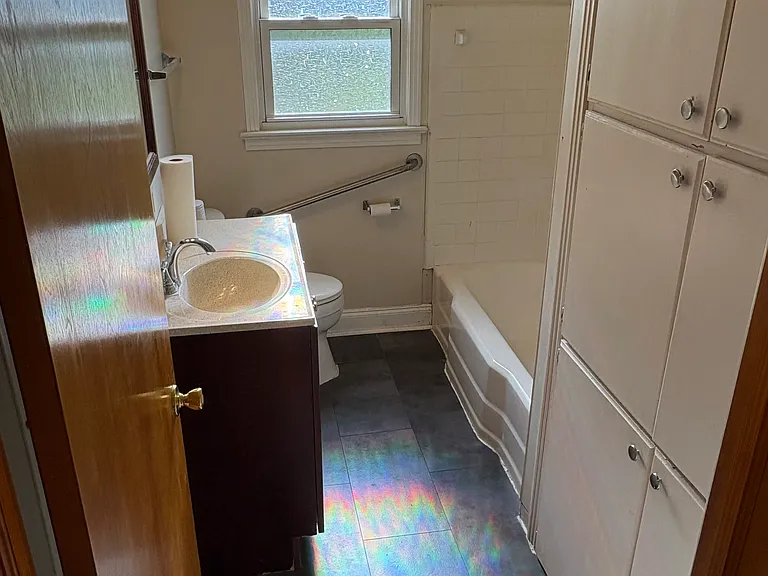 524 S 75th East Ave — Photo 5