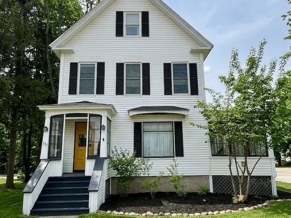 137 Main St #1, Conway, NH 03818