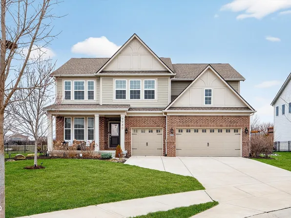 9940 Delmore Dr, Fishers, IN 46040