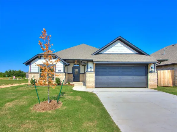 7701 Wilshire Woods Dr, Yukon, OK 73099
