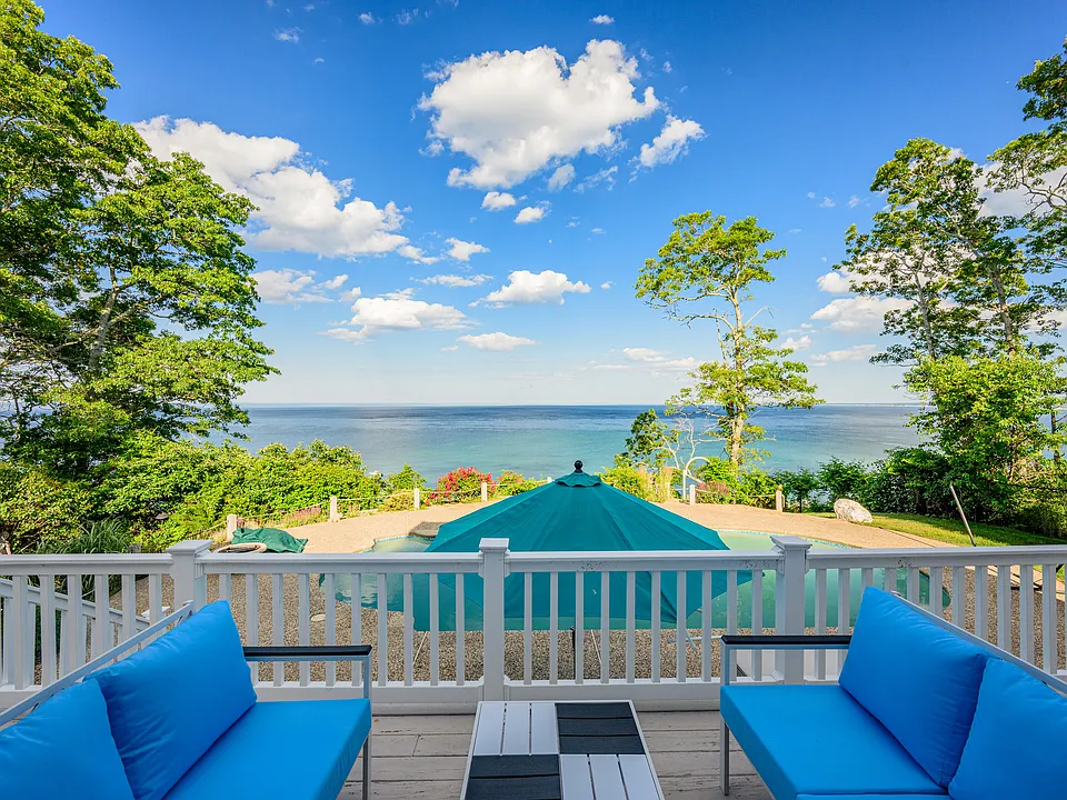 31 Ellisville Rd