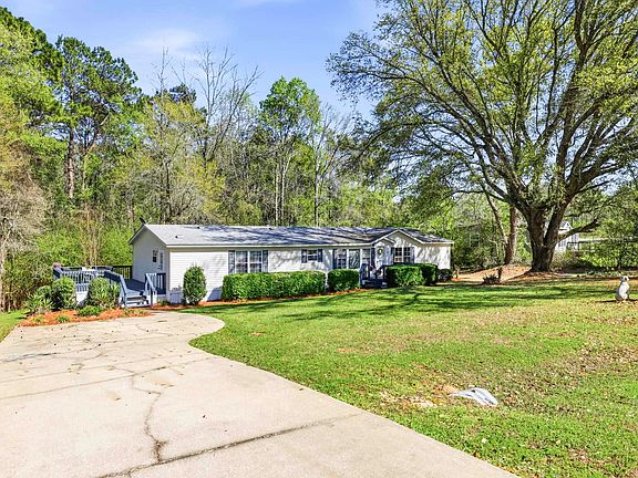 2nd image of 90 Blind Brook Rd