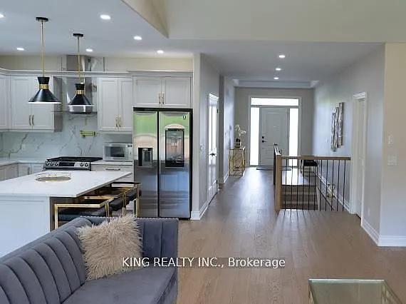 1043 Kettle Ct — Photo 3