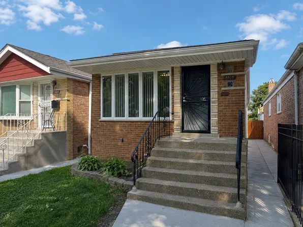3323 S Seeley Ave, Chicago, IL 60608
