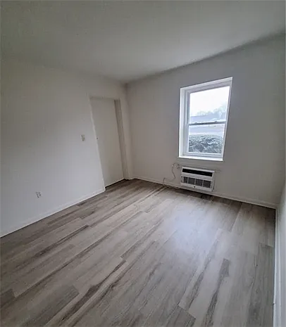 Charlotte Place Apartments — Photo 22
