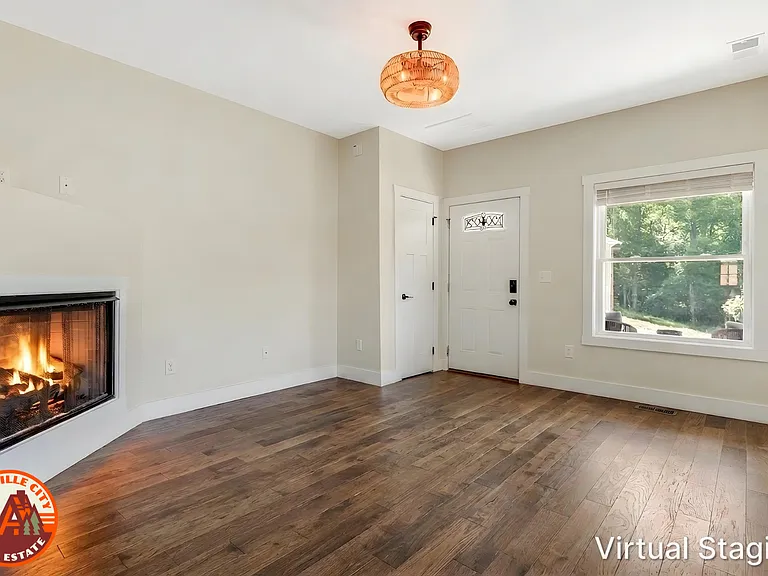 120 Northbend Dr — Photo 1