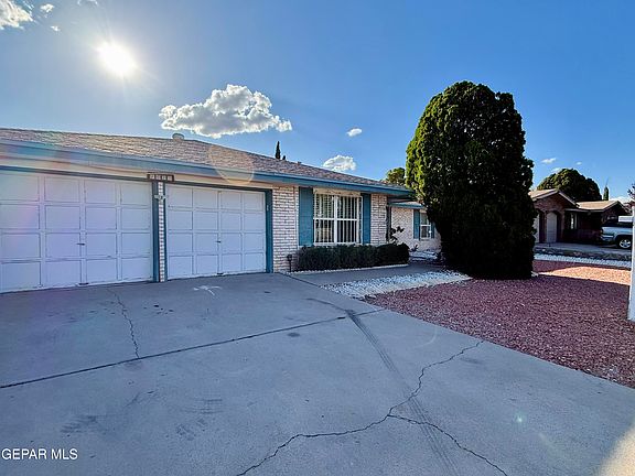 2nd image of 1649 Lomaland Dr