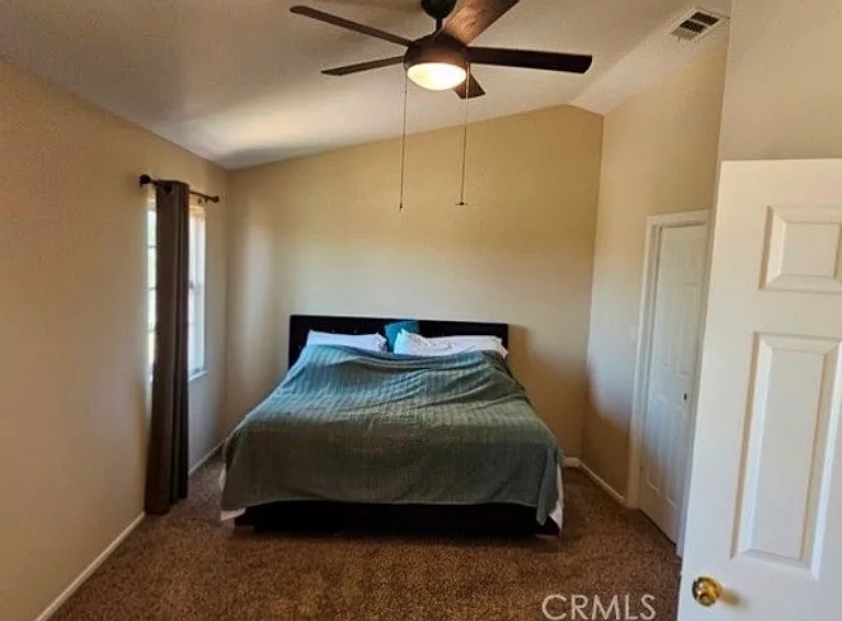 1650 Ravenswood Rd — Photo 10