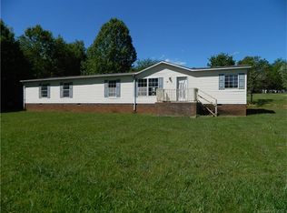 140 Plank Barn Ln, Stony Point, NC 28678