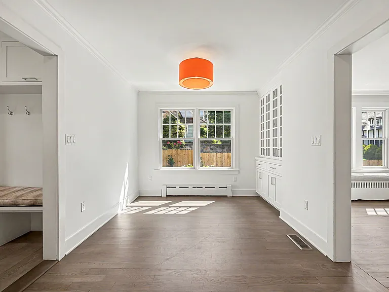 12 Rockview Dr — Photo 12