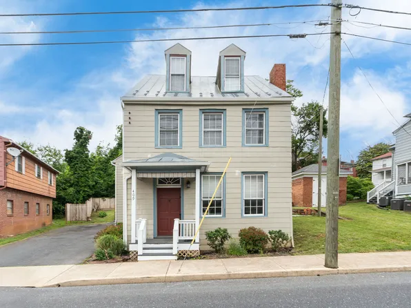409 N Augusta St #A, Staunton, VA 24401
