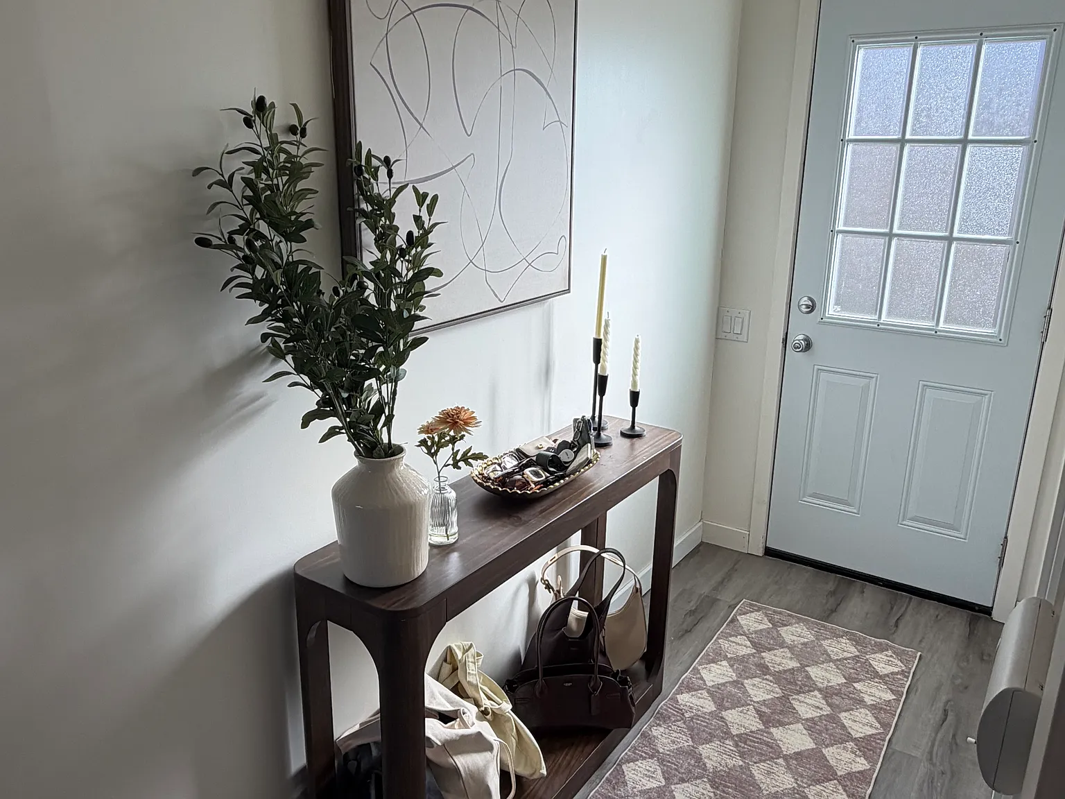 1 bed, 600 sqft, $2,200 — Photo 3