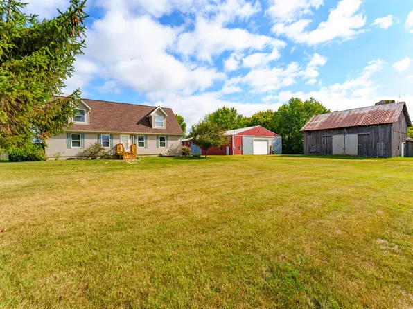 911 68th St, South Haven, MI 49090