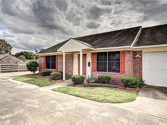 2nd image of 128 Starlight Dr