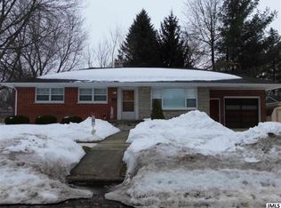 306 Booth Dr, Albion, MI 49224