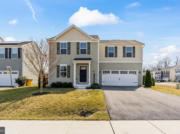 60 Ceritos Trl, Martinsburg, WV 25403