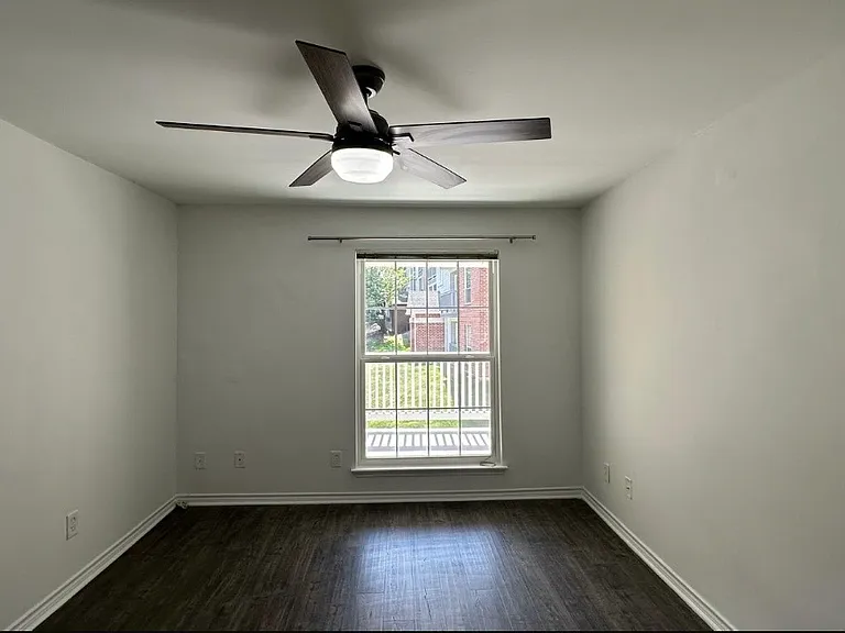 1535 Lincoln Way #202 — Photo 19