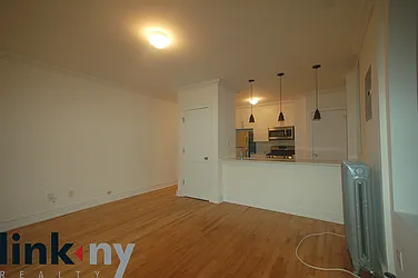 Rented by Link NY Realty