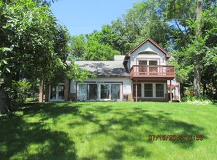 9063 Kemper Dr, South Lyon, MI
