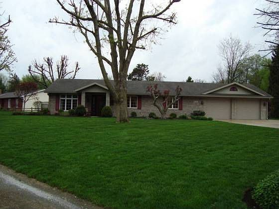 1st image of 2707 W Yorkshire Dr