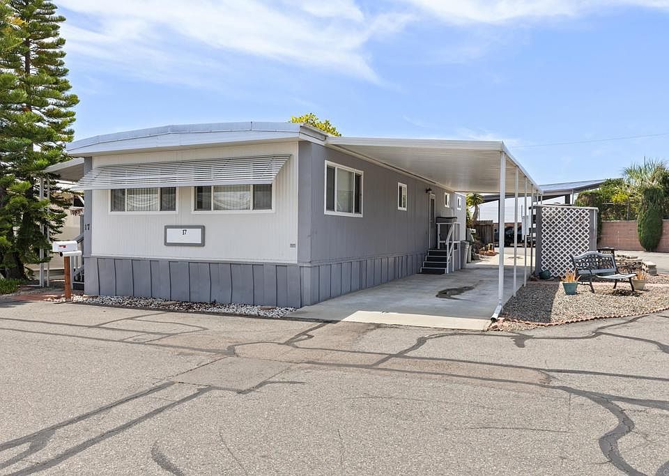 1st image of 17 Blue Sky Ln