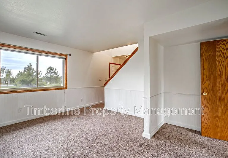 17960 Bakers Farm Rd — Photo 21