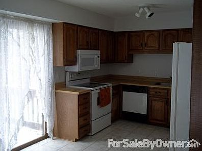 Kitchen
						:
						Fully Equipped Kitchen. Tiled Floor. Sliding Glass Doors.