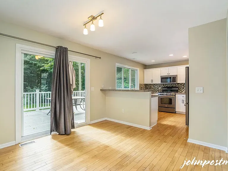 3628 Long Grove Dr SE — Photo 14