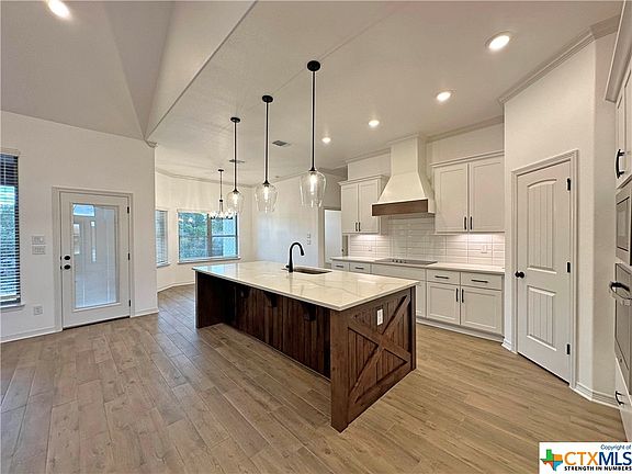 5th image of 5517 Alazan Dr