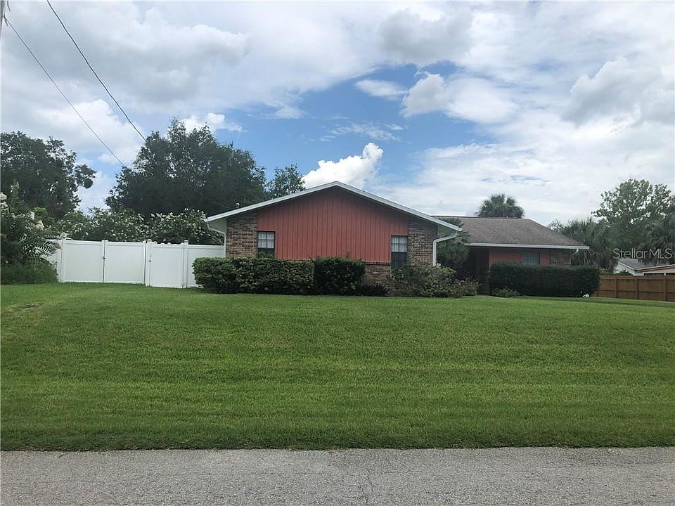 2nd image of 5047 SE 27th St