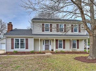 8812 Gelligum Dr, Charlotte, NC 28277