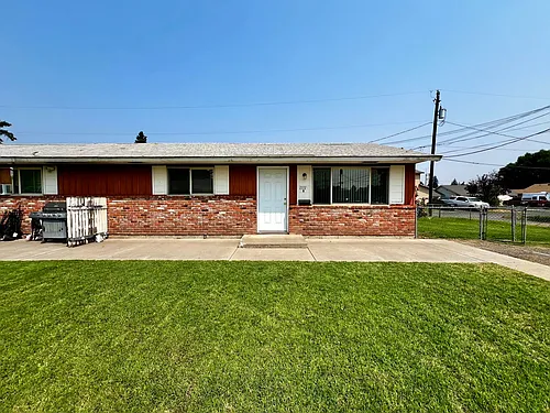 1111 S 12th Ave Photo 1