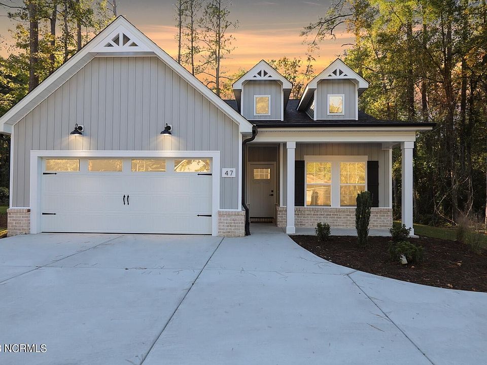 1st image of 47 Bayberry Circle