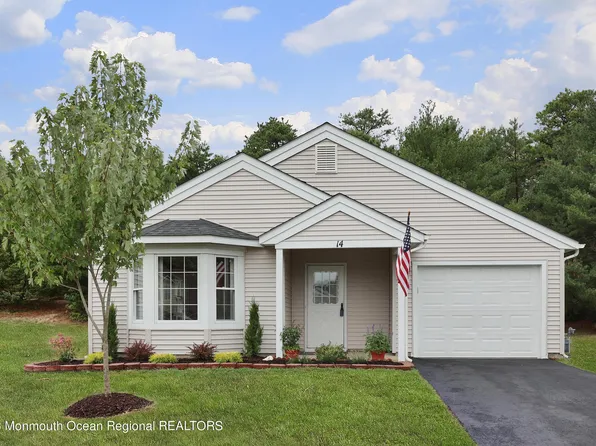14 Arrow Wood Court, Barnegat, NJ 08005
