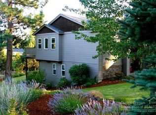 1152 NW Redfield Cir, Bend, OR 97703
