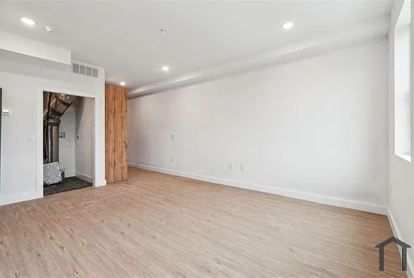 4163 Mantua Ave #4 — Photo 5