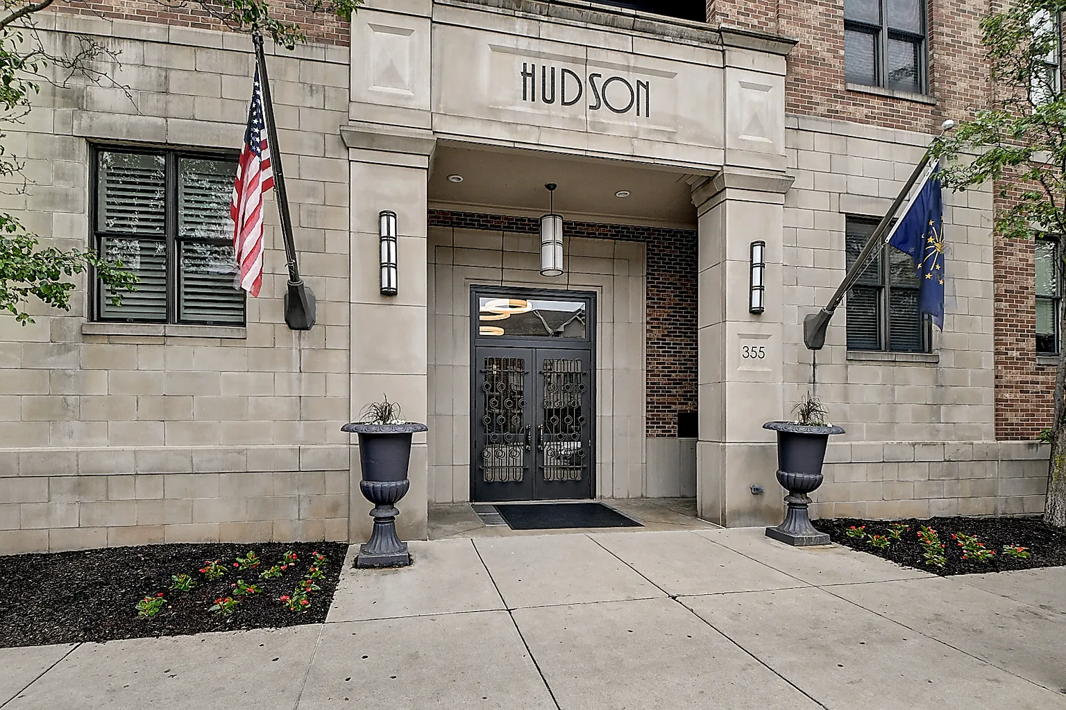 355 E Ohio St Suite 219 photo 1