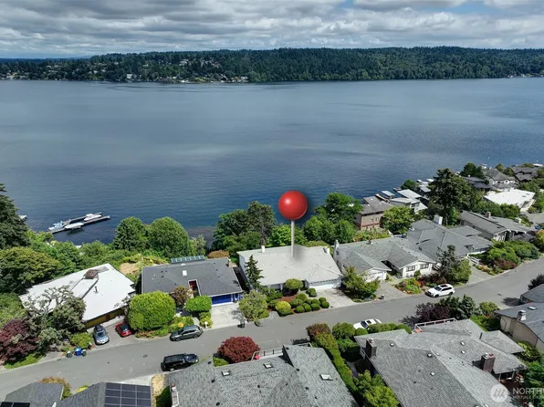 14820 39th Avenue NE, Lake Forest Park, WA 98155