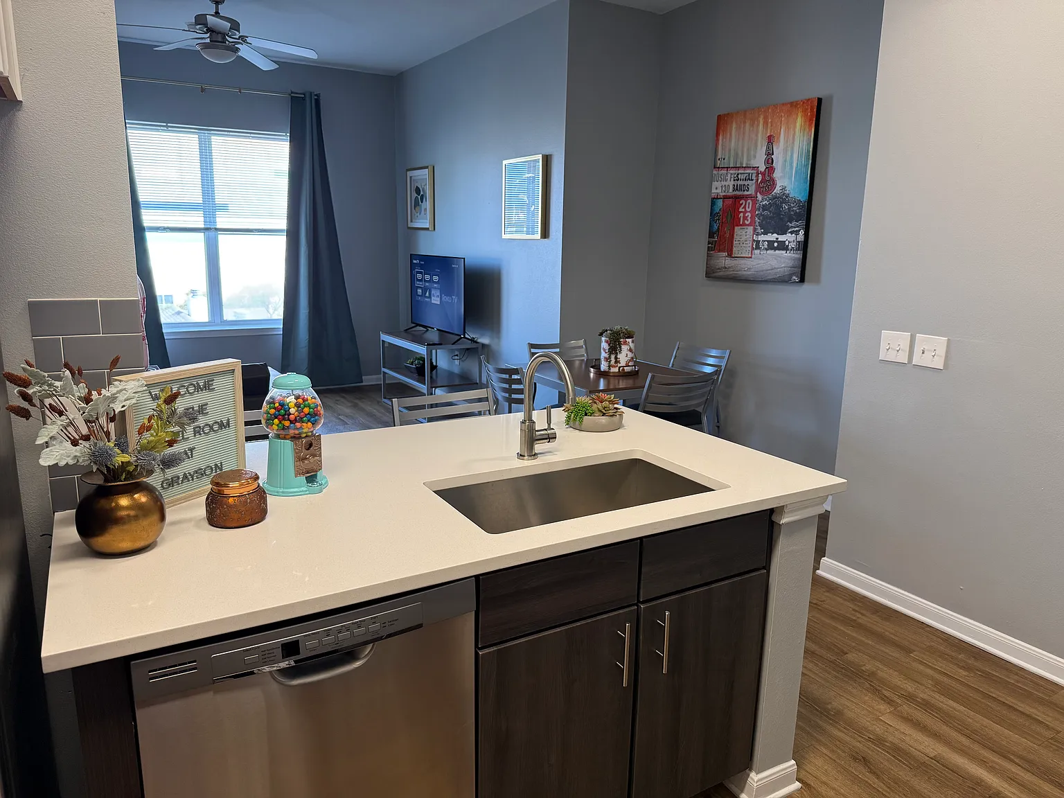 The Quarters Grayson House (Student Housing - Rent by the Bed) — Photo 3