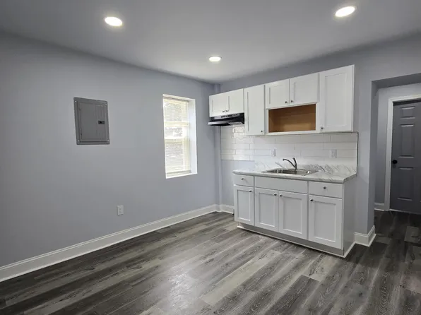 5532 Sprague St #2, Philadelphia, PA 19138