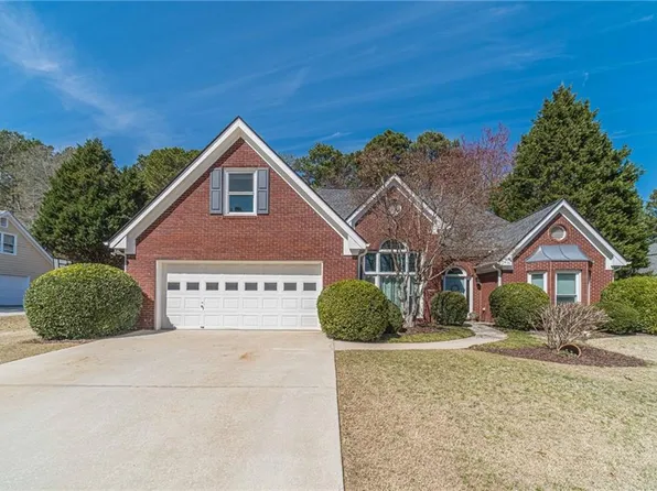 1881 Flowering Dr, Grayson, GA 30017