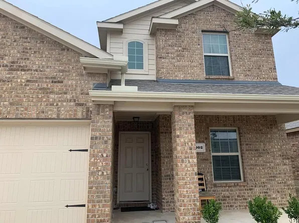 1002 Platinum Dr, Princeton, TX 75407